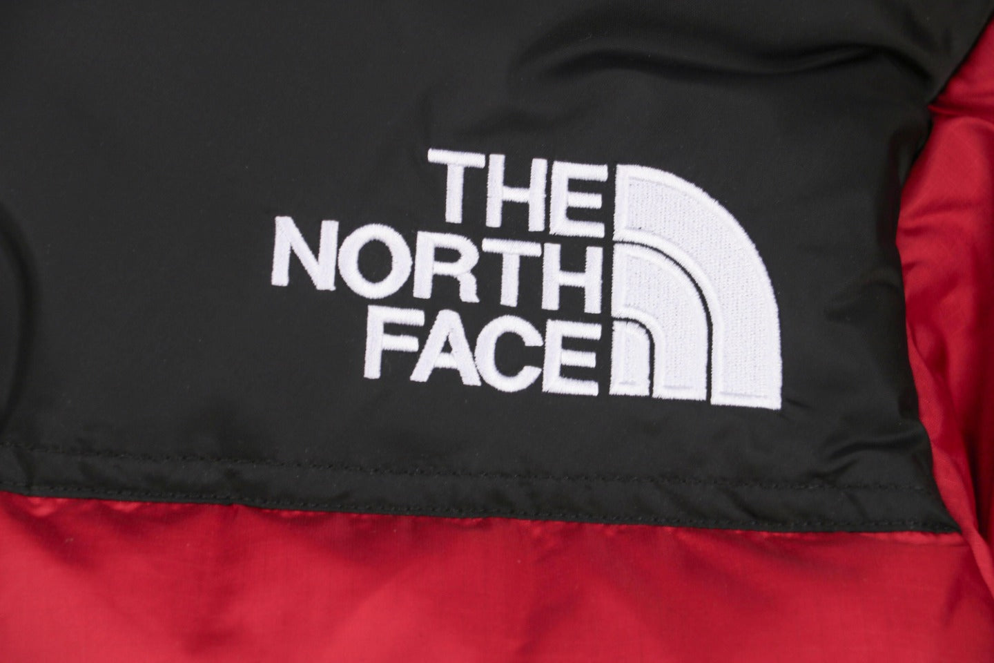 Abrigo The North Face NUPTSE RETRO 1996 Unisex Red - Dechaquetas 