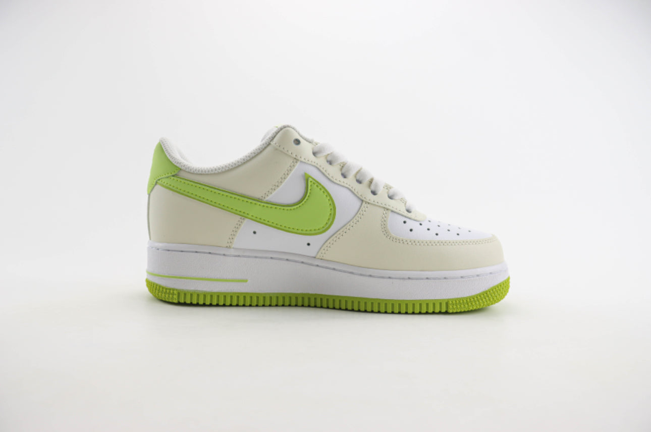 Nike Air Force 1 Air Force pistacho Fressia MN5692-209 - Dechaquetas 