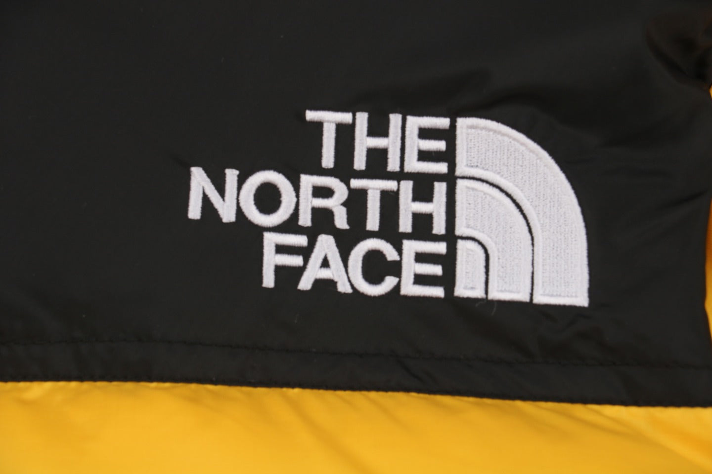 Abrigo The North Face NUPTSE RETRO 1996 Unisex - Dechaquetas 