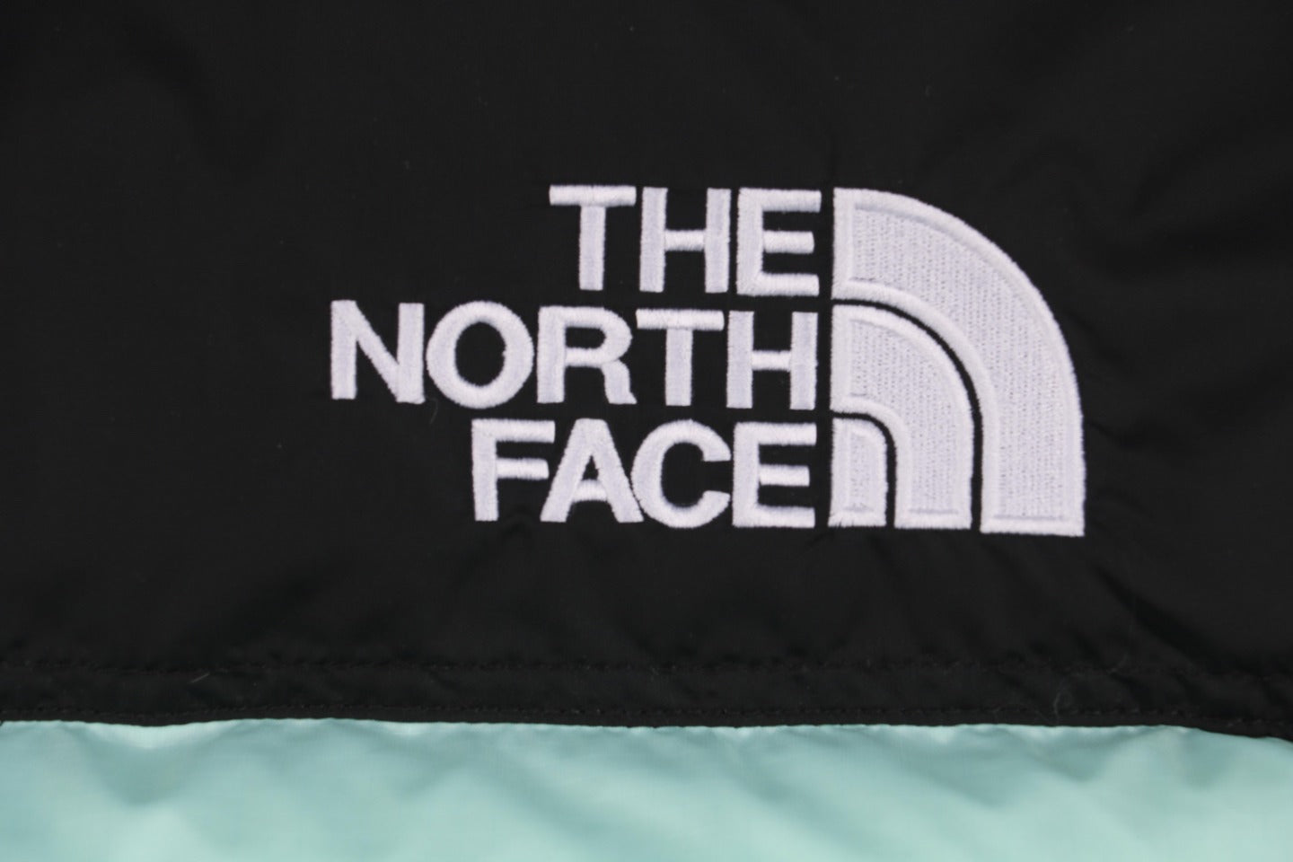 Abrigo The North Face NUPTSE RETRO 1996 Unisex - Dechaquetas 