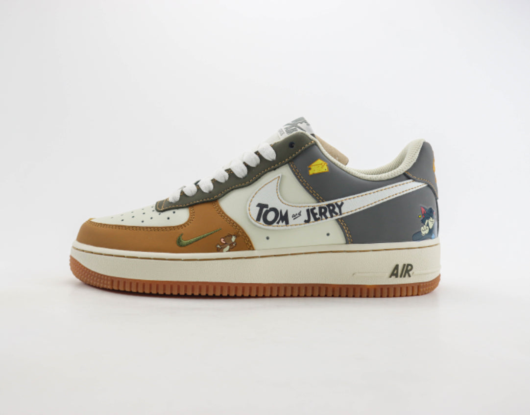 Nike Air Force 1 "Tom and Jerry" DB3301 - Dechaquetas 