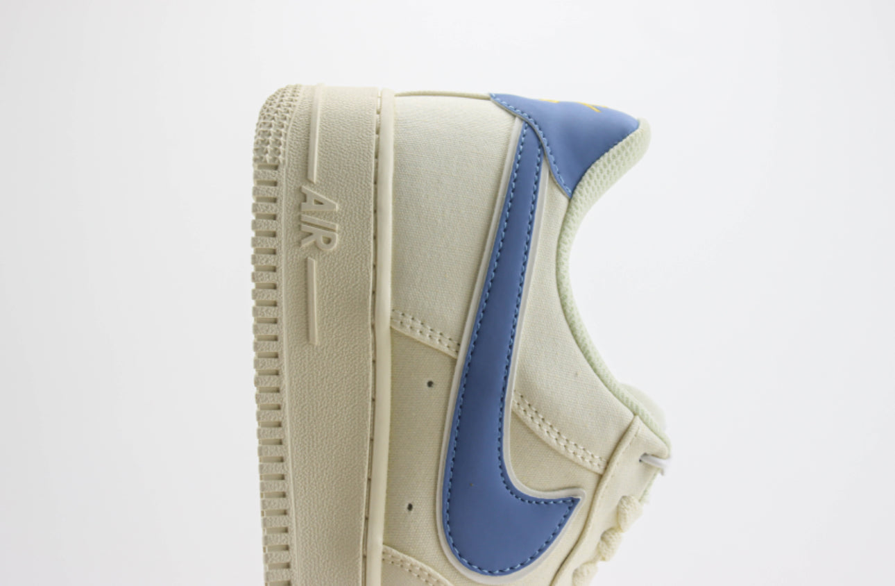 Nike Air Force 1 Air Force Milan MN5696-209 - Dechaquetas 