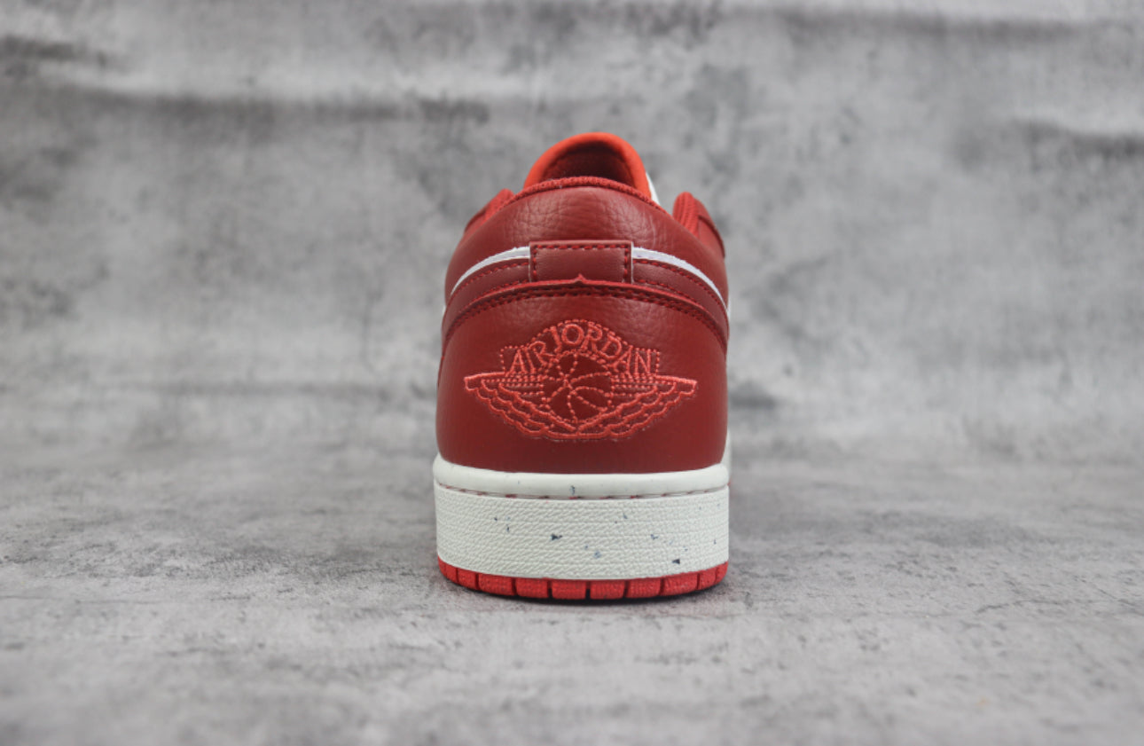 AJ1 Nike Air Jordan 1Low RED - Dechaquetas 