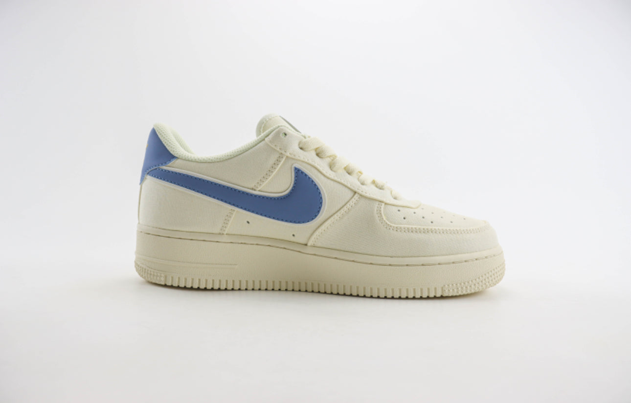 Nike Air Force 1 Air Force Milan MN5696-209 - Dechaquetas 